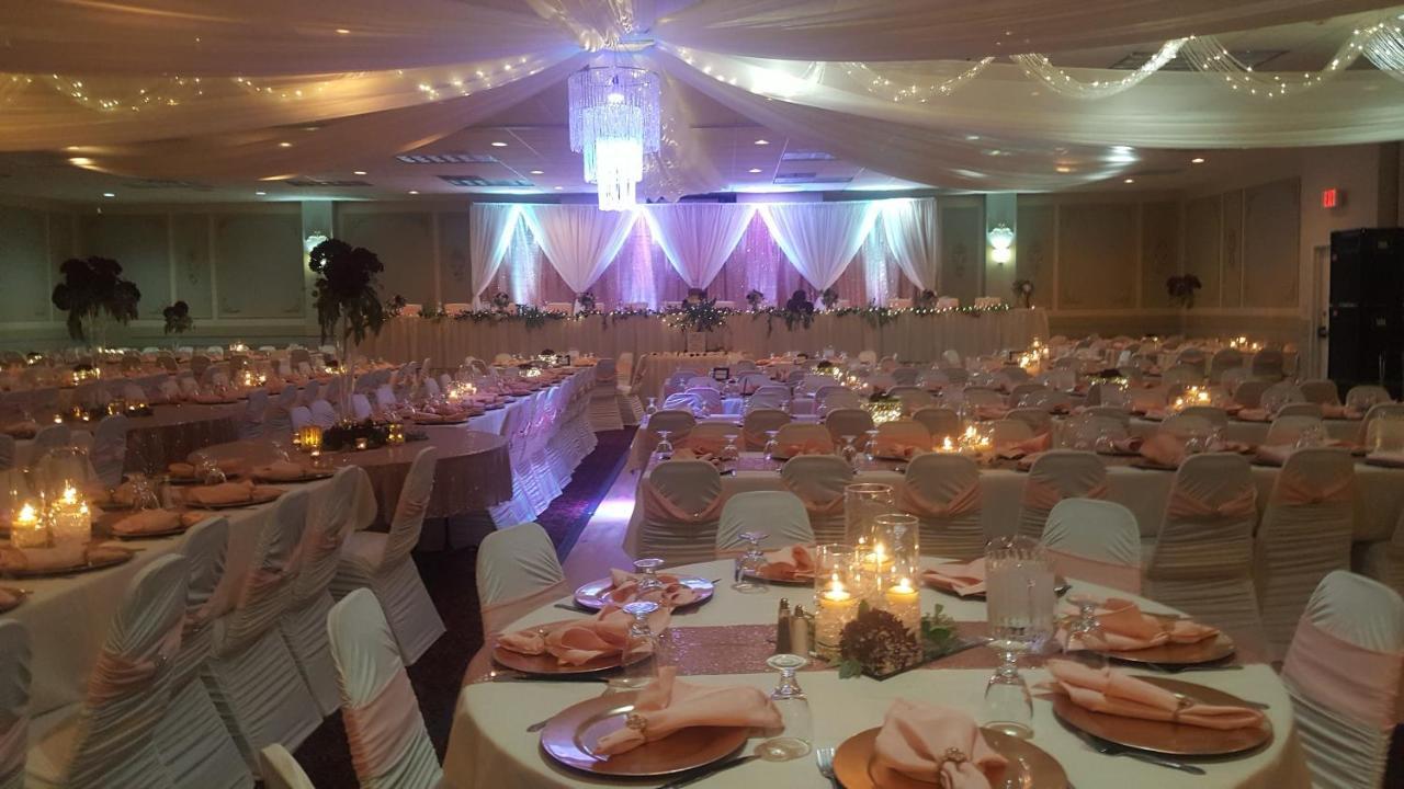 Crookston Inn & Convention Center Dış mekan fotoğraf