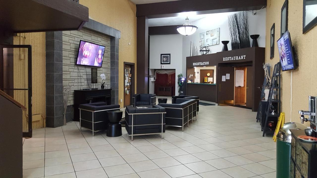 Crookston Inn & Convention Center Dış mekan fotoğraf